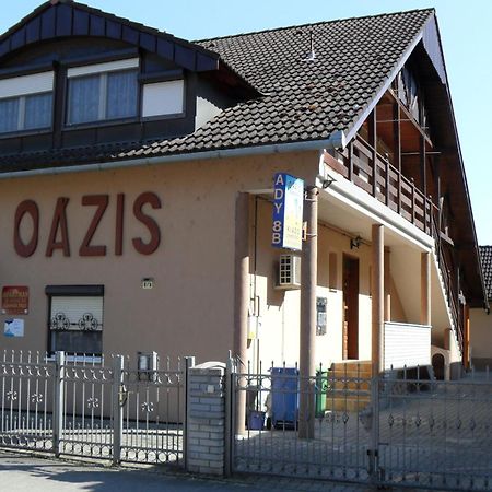 Oazis Apartman Harkan Exterior foto
