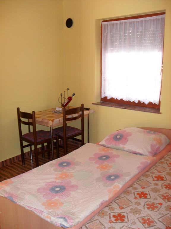 Oazis Apartman Harkan Exterior foto